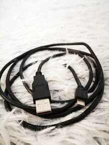 Nabíjacie káble na telefón s koncovkou USB-A / Micro USB