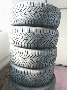 Zimne pneumatiky 215/60 R16