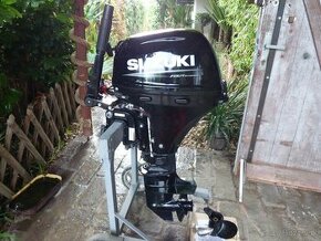 PREDAM LODNY MOTOR SUZUKI 20HP - 1