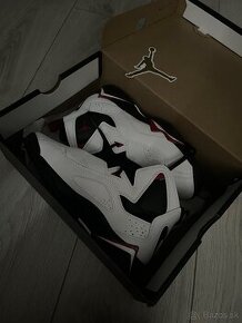 Jordan True Flight