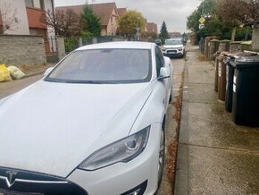 Tesla Model s60