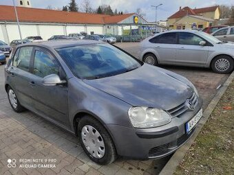 Golf 5 1,6Benzín 75kw Rok výroby 2006 STK/EK 2027