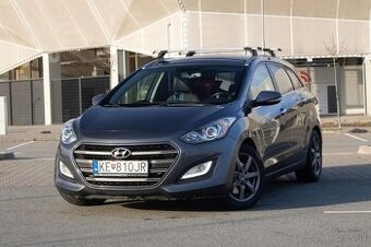 Hyundai i30 CW 1.6i GDI 16V DOHC Style A/ T - 1