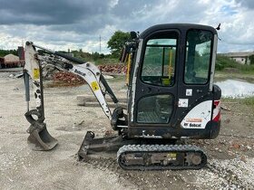 MINI BAGER BOBCAT E16