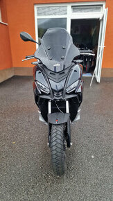 Aprilia SRGT 200