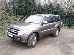 Mitsubishi Pajero 3,2DID, r.v.2011,