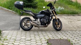 Predám Hondu CB 600 f Hornet 2008 r