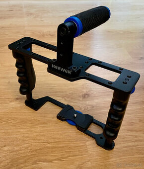 Neewer Camera Rig - 1