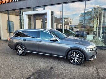 Mercedes-Benz E 220 D 4Matic All-Terrain Vzduch - 1