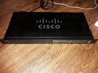 Cisco 24 port giagbit switch