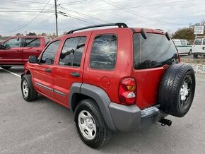 Rozpredám Jeep Cherokee KJ 2.5, 2.8crd