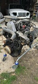 Mercedes w123 200d motor - 1