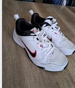 Nike botasky vel.44