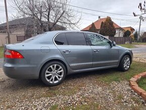 Skoda superb//