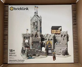 LEGO Bricklink: Mountain Fortress Castle (910029)