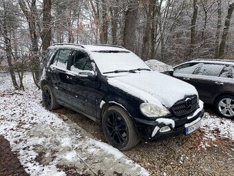 Mercedes benz ml320 - 1