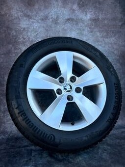 Zimní sada Škoda Superb III generace 215/60R16