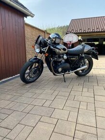 Triumph Street Cup 900