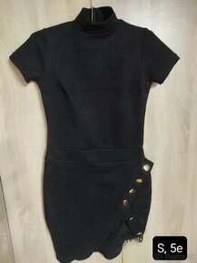 Čierne semišové šaty