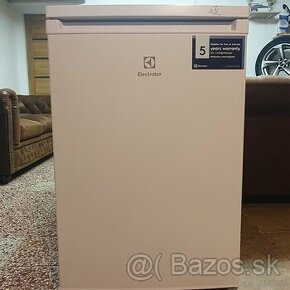 Mraznička Electrolux LYB1AE8W