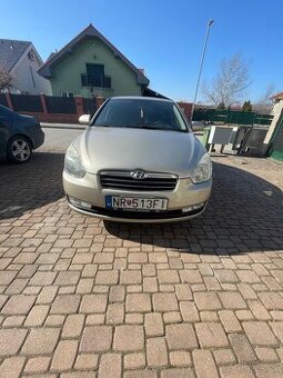 Hyundai Accent 1,5 CRDI - rok 2010