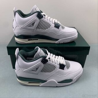 NIKE AIR JORDAN 4 METALIC GREEN