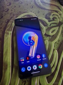 ASUS Zenfone 9   256GB   16GB Ram