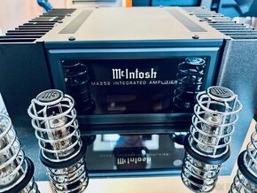 Mcintosh MA252 Hybrid Integrated Amplifier