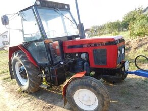 Traktor Zetor-7711