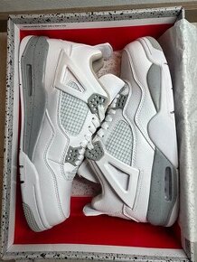 Air Jordan 4 White Oreo