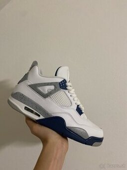 Jordan 4