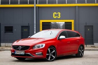 Volvo V60 T3 1.5L Momentum Geartronic - 1