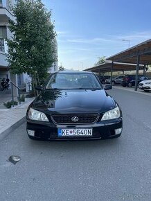 Lexus IS200