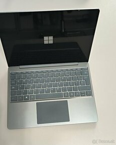 Surface Laptop Go - 13", 8/256 GB, i5-1035G1