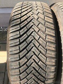 215/55R18 Continental celoročné