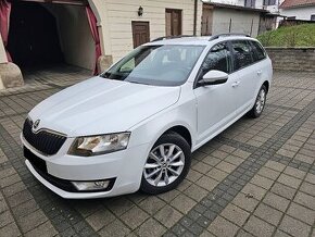 Škoda Octavia Combi 1.6 TDI M5 Ambition Navi DVD R16 Orig.KM