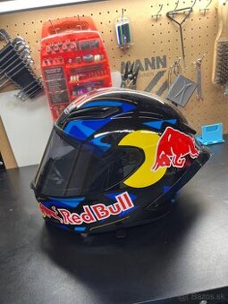 Predám moto prilbu Red Bull