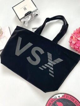 Victoria’s Secret weekender sport tote