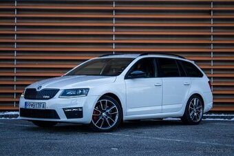 Škoda Octavia Combi 2.0 TFSI RS DSG - 1