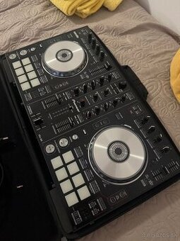 Pioneer DDJ-SR + case