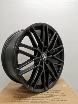 VW Golf,Passat,Touran,Sharan,Caddy 8x19 ET44 5x112 1216 - 1