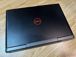 4K DELL Inspiron 15 - 7577 - 1