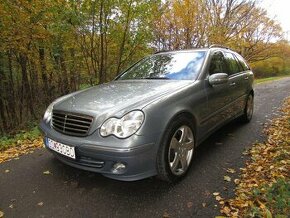 Mercedes Benz C220 - 1