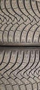 Predám 2ks jazdené zimné 225/40r18-92V Falken