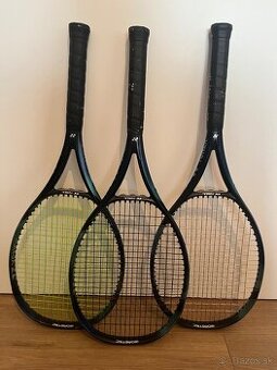 Tenisova raketa YONEX - 1