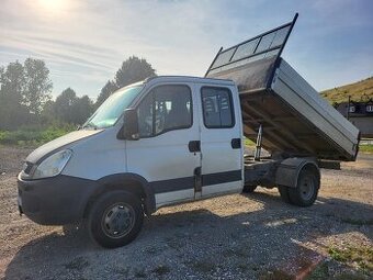 Iveco Daily 35C17 - dvojkabínové, trojstranný vyklápač