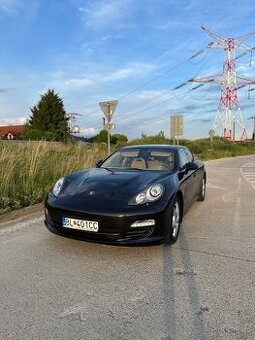 Porsche Panamera 3.0TDI 77tis. km - 1