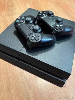 Playstation 4 + 2 ovladace