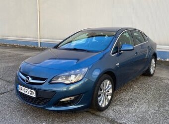 Opel Astra J 1.4  103 kW 2014 Energy