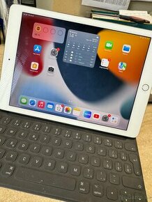 Ipad Pro 9.7 SIM + SMART KEYBOARD + PENCIL 1